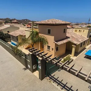  Villa Ducales